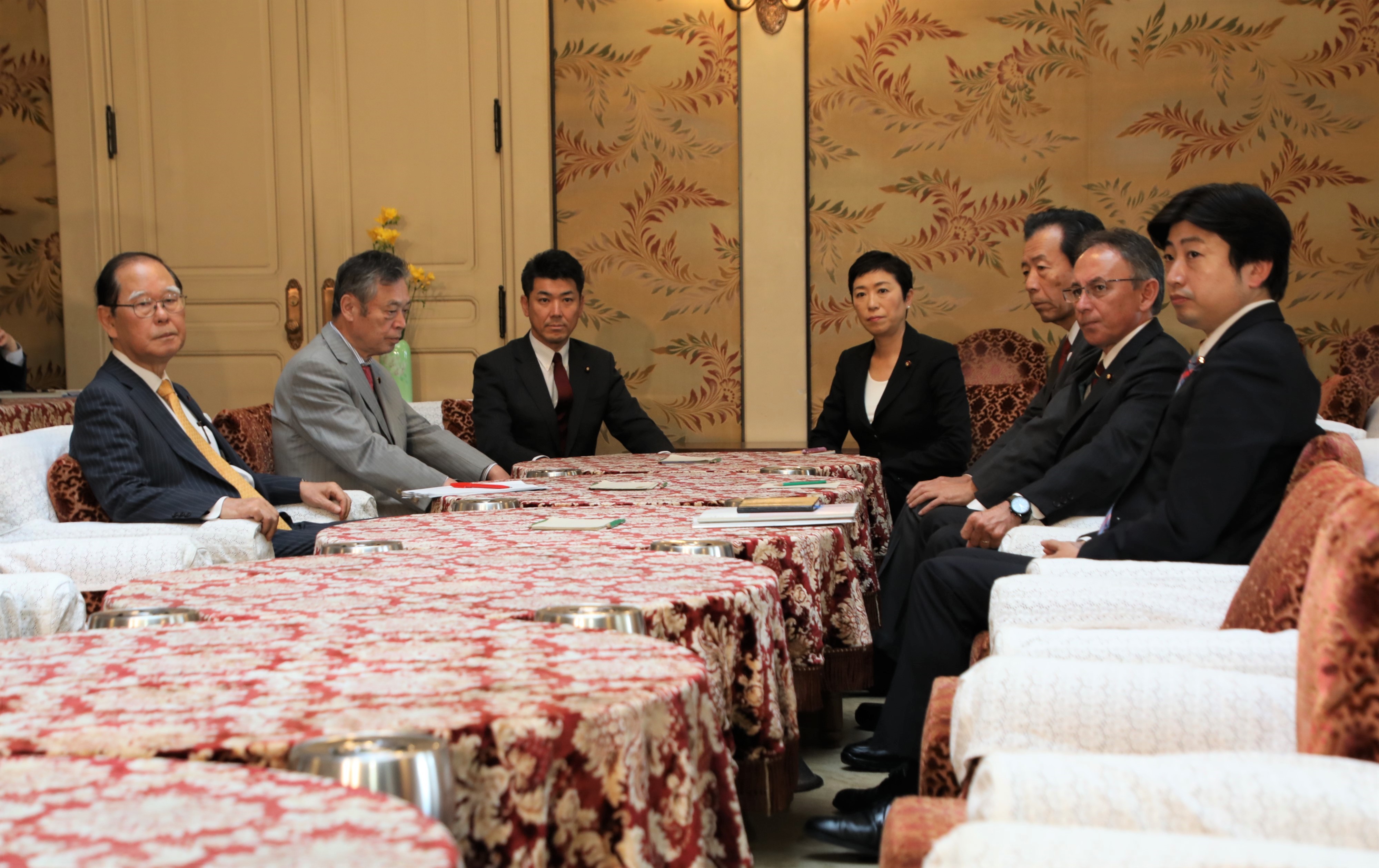 _20180405_110224野党国対委員長会談.jpg